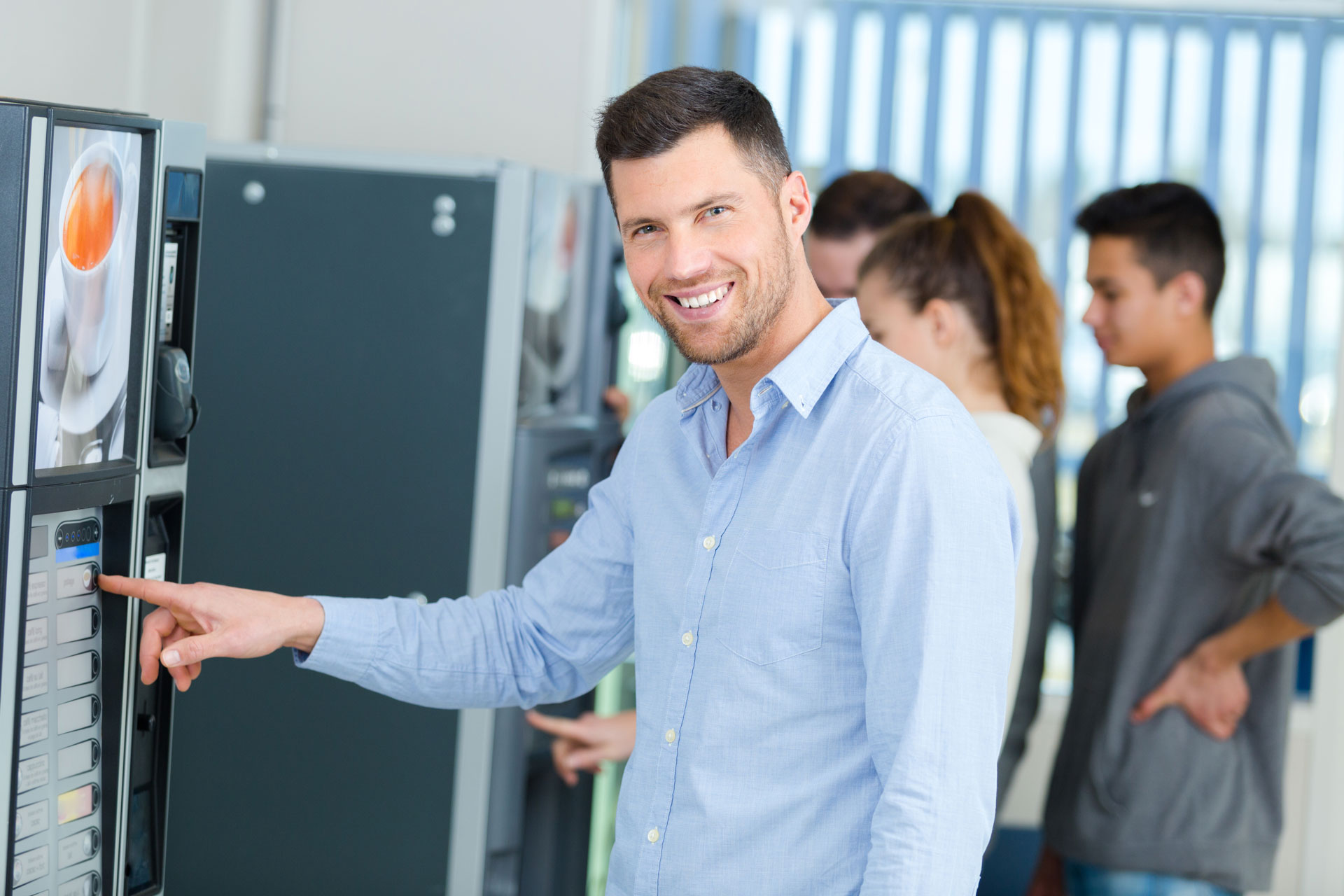 SERVICES DISTRIBUTEUR DEPOT 3 | Café Prestige Vente, gestion et maintenance de distributeurs automatiques en Alsace Bischheim 2